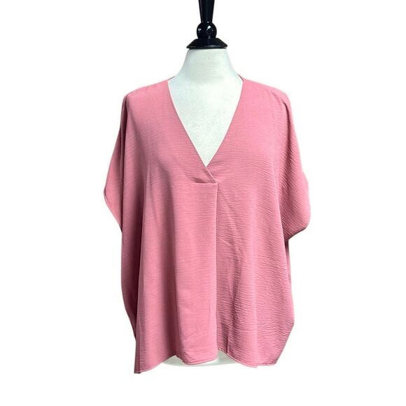 Entro Women’s Oversized Short Sleeve V-Neck Blouse Sz Medium NEW - Picture 1 of 6